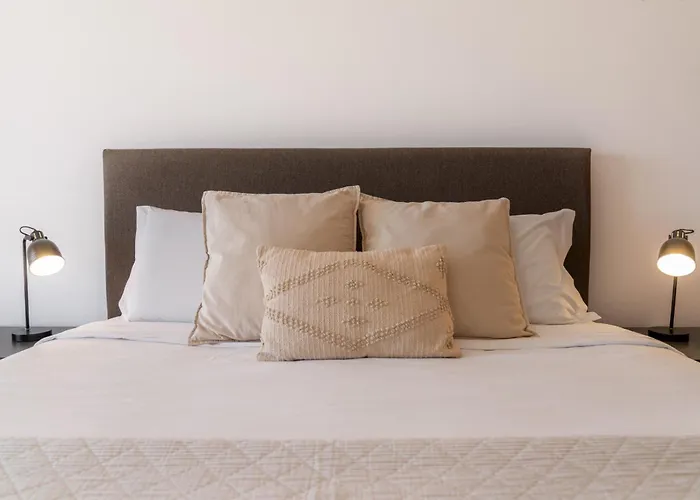 Marantemar By An Island